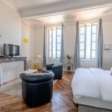 Cap De Castel 3* Puylaurens